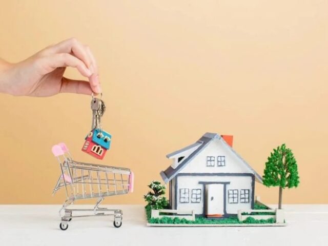 https://radheyconstructions.com/wp-content/uploads/2022/07/5-Things-to-Consider-When-Buying-a-Home-in-Post-Covid-Times-Radhey-Group-640x480.jpg
